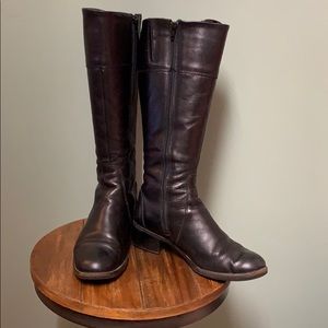 Black leather winter zip up boots. 15 1/2” height.